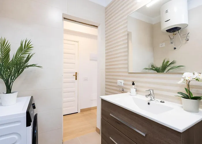 Spectacular View Of Vistas & Ocean Los Cristianos (Tenerife)